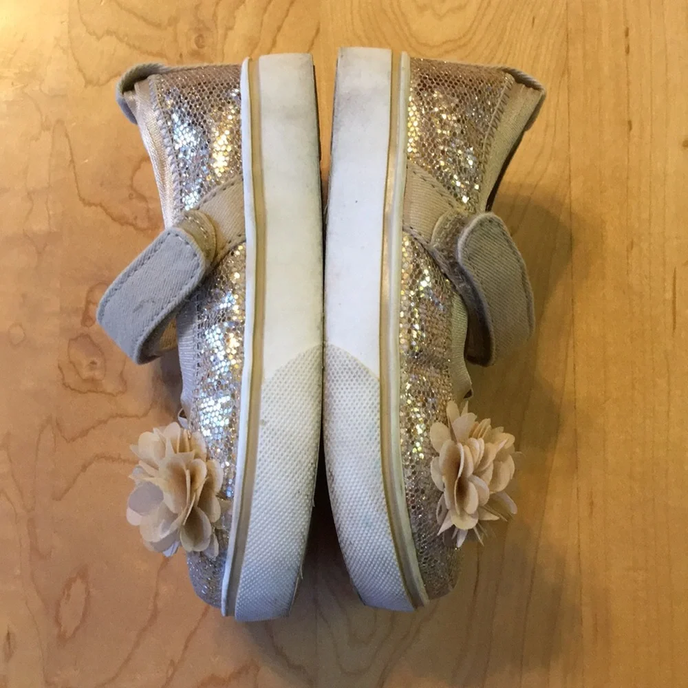 Wonder Nation Glitter Sparkly Mary Jane Shoes